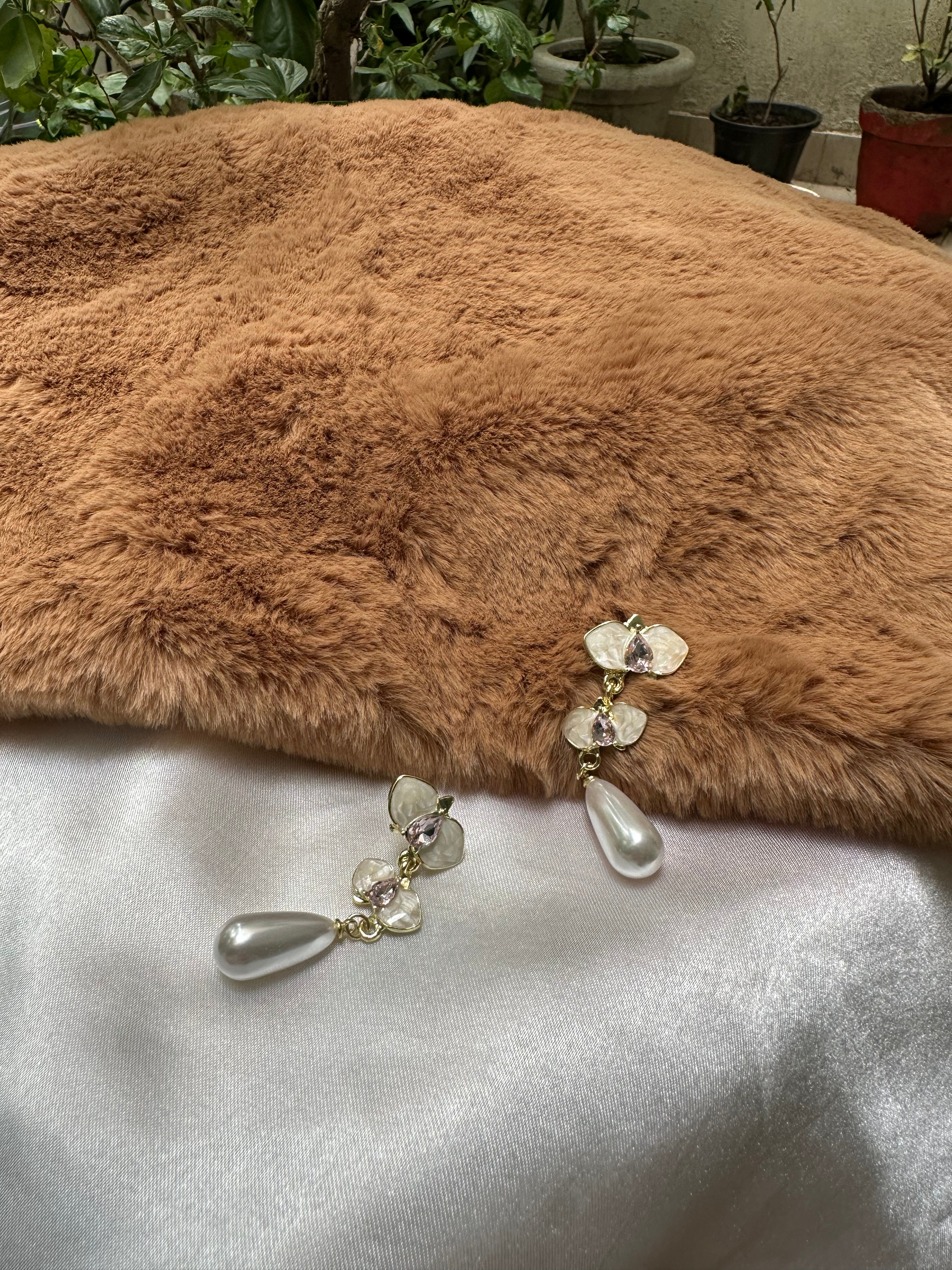 Pearl Crystal Earrings