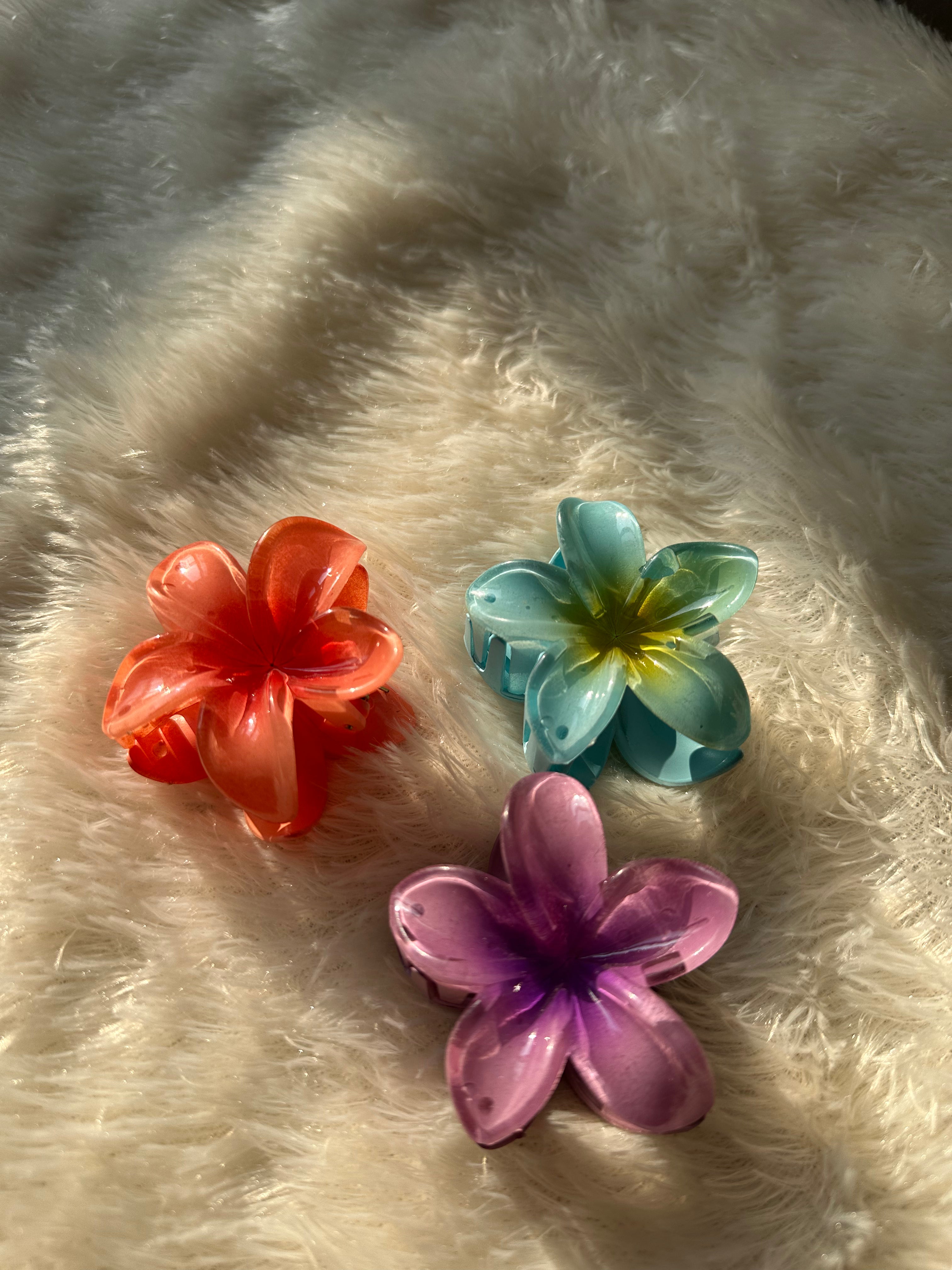Flower Hair Claw (medium)