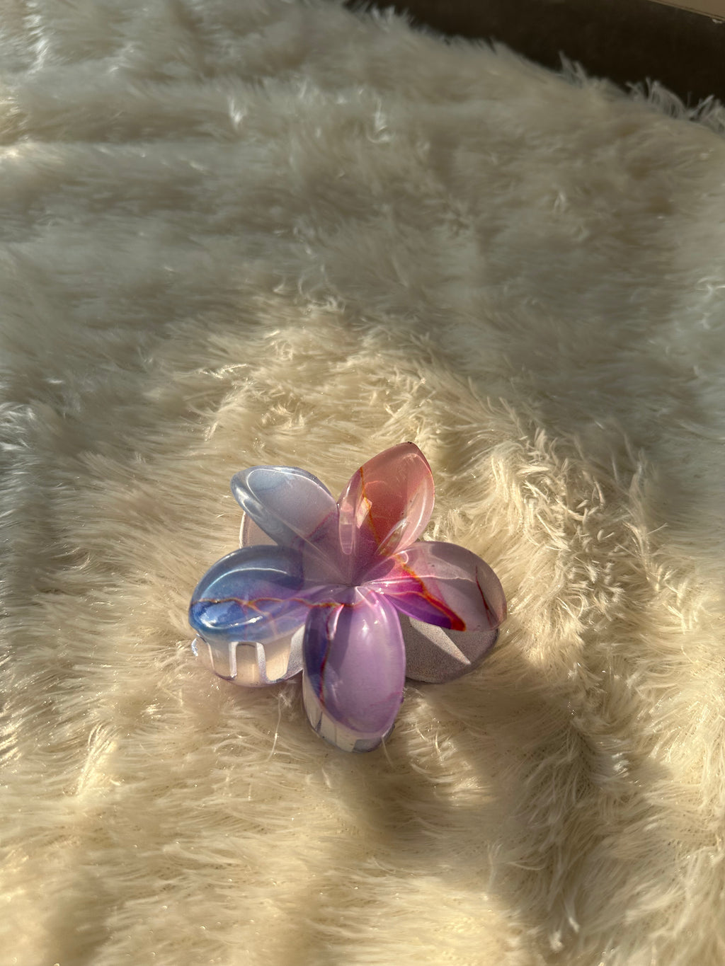 Flower Claw (large)