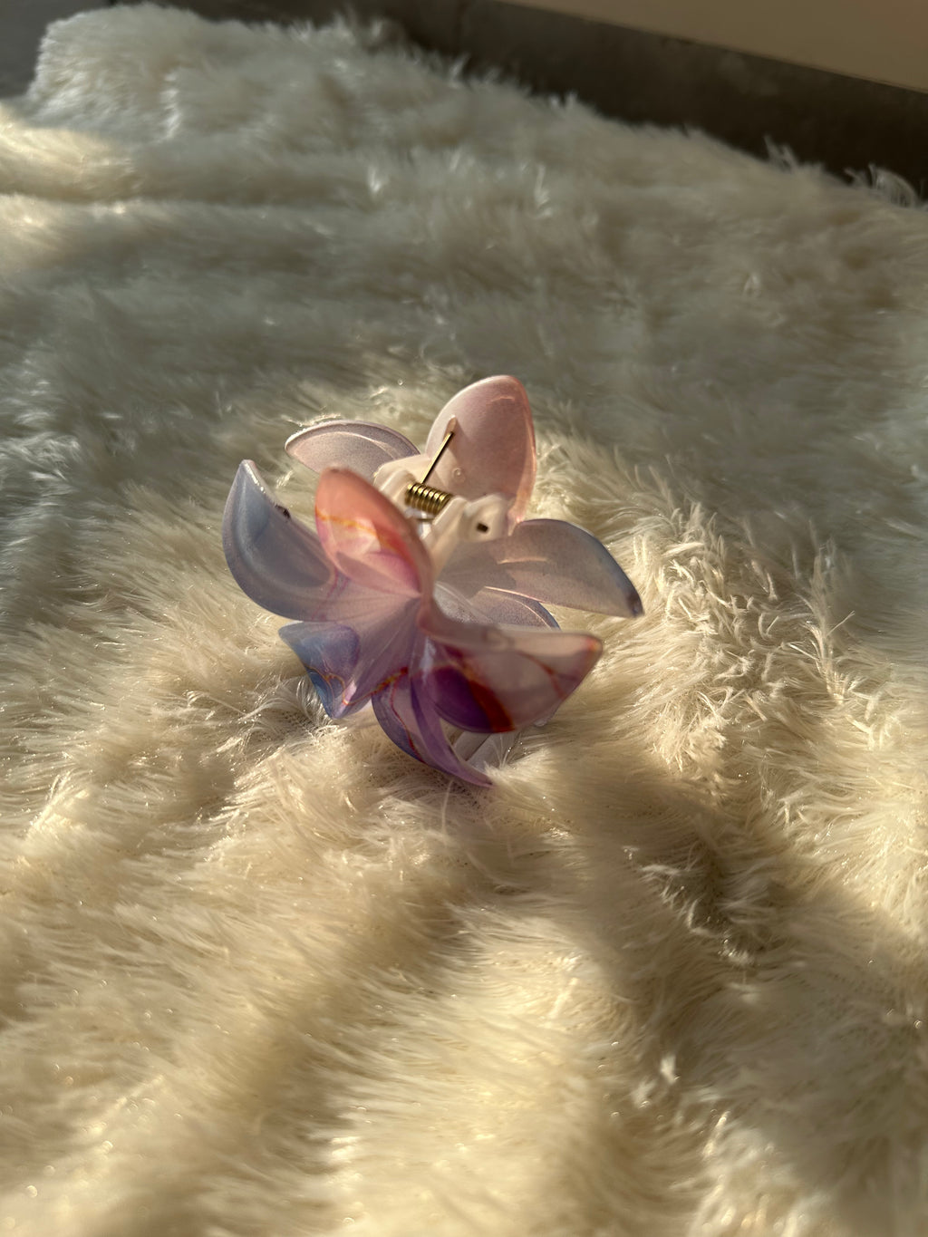Flower Claw (large)