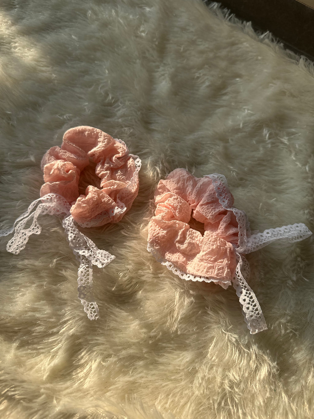 Lace Tie Scrunchie