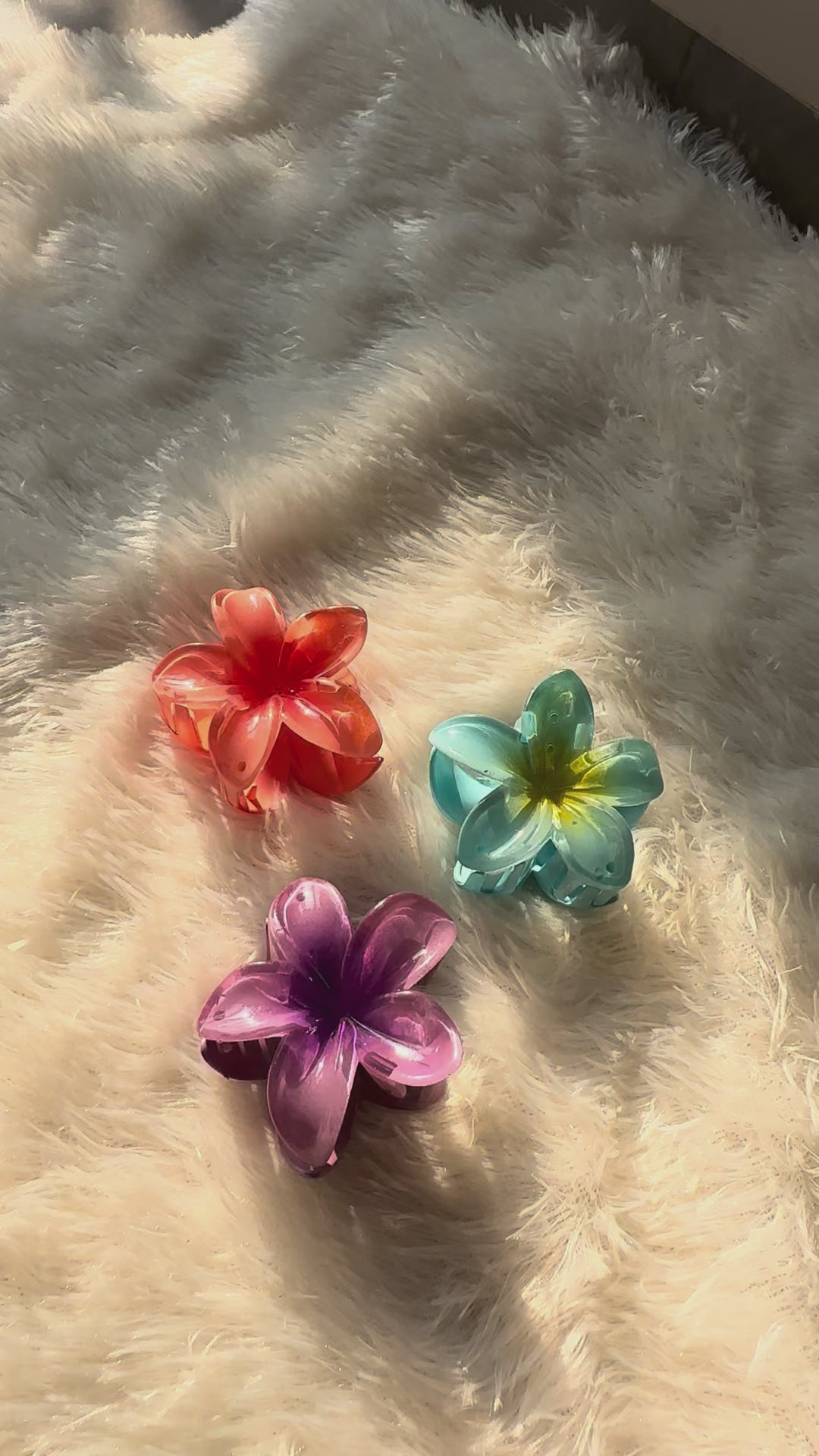 Flower Hair Claw (medium)
